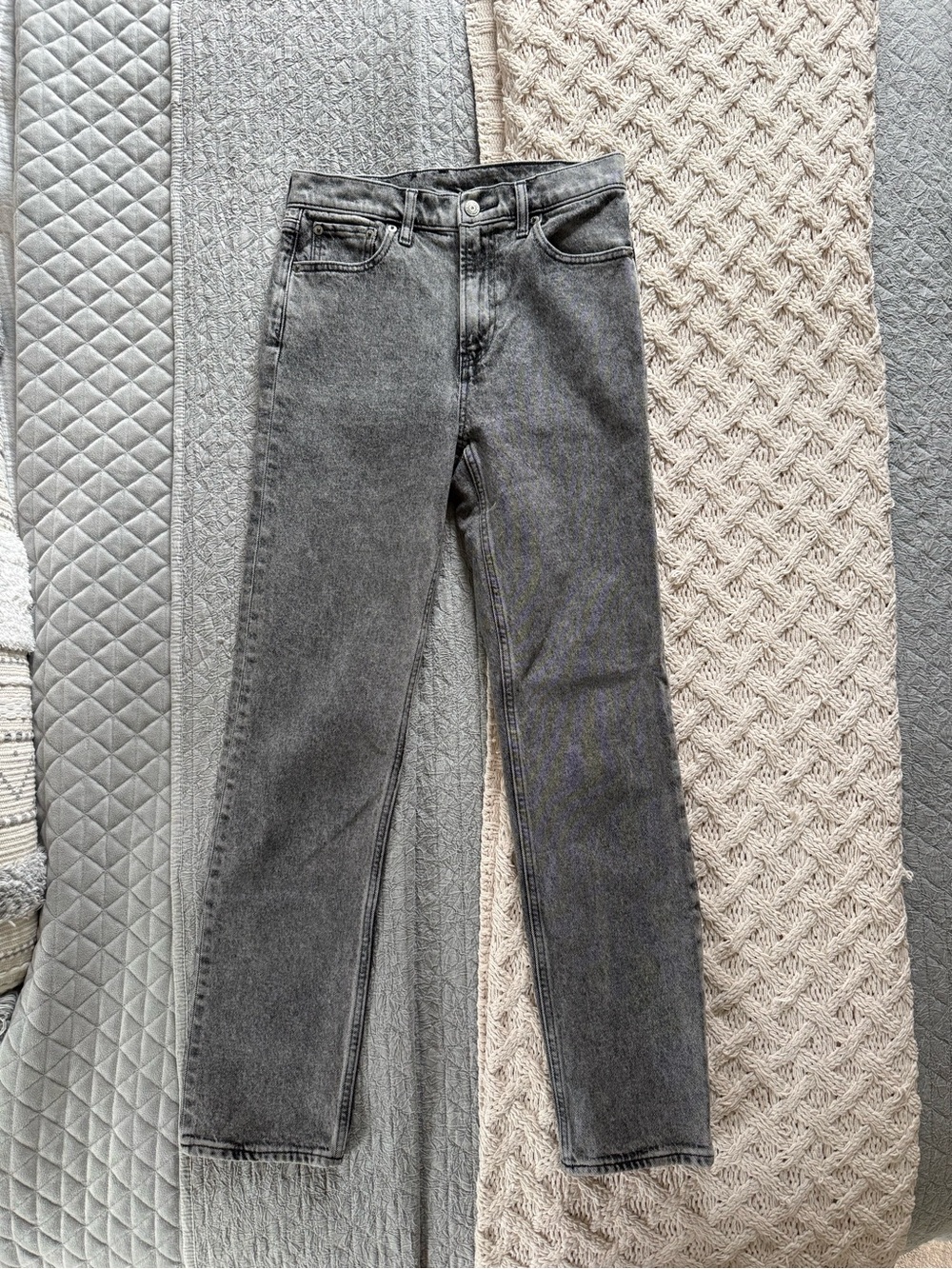 GAP 90’s Straight High Rise Gray Washed Jeans